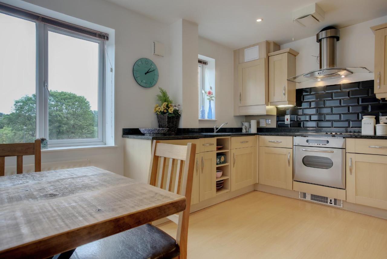 Ferienwohnung Beautiful Duplex Penthouse - Roof Garden, Views, Parking Newcastle upon Tyne Exterior foto