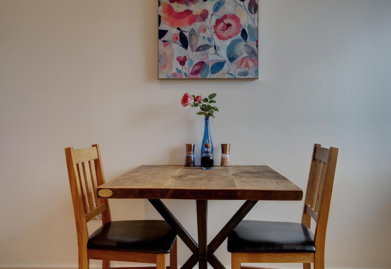 Ferienwohnung Beautiful Duplex Penthouse - Roof Garden, Views, Parking Newcastle upon Tyne Exterior foto